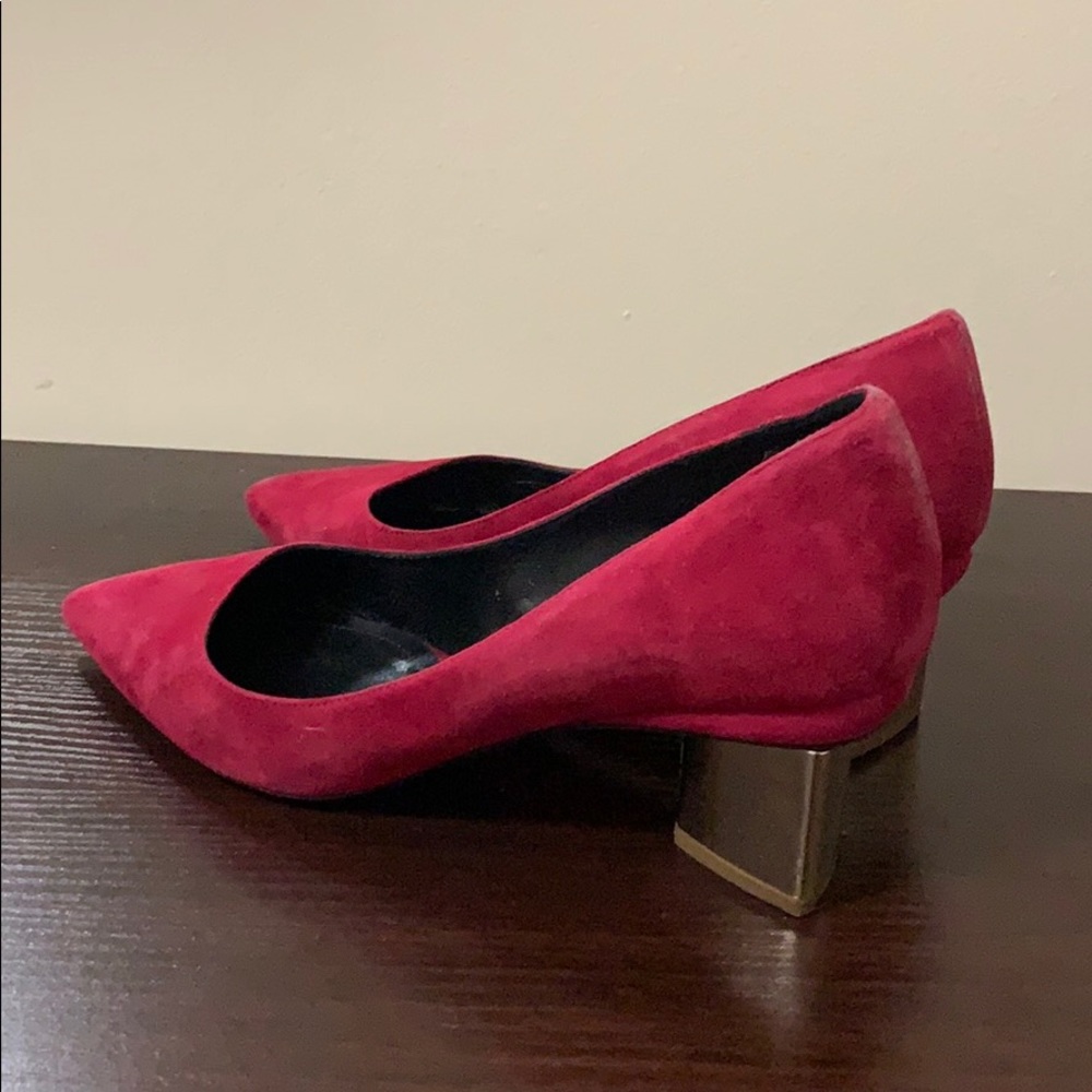 Nicholas Kirkwood Pink Suede Low Heel Pump